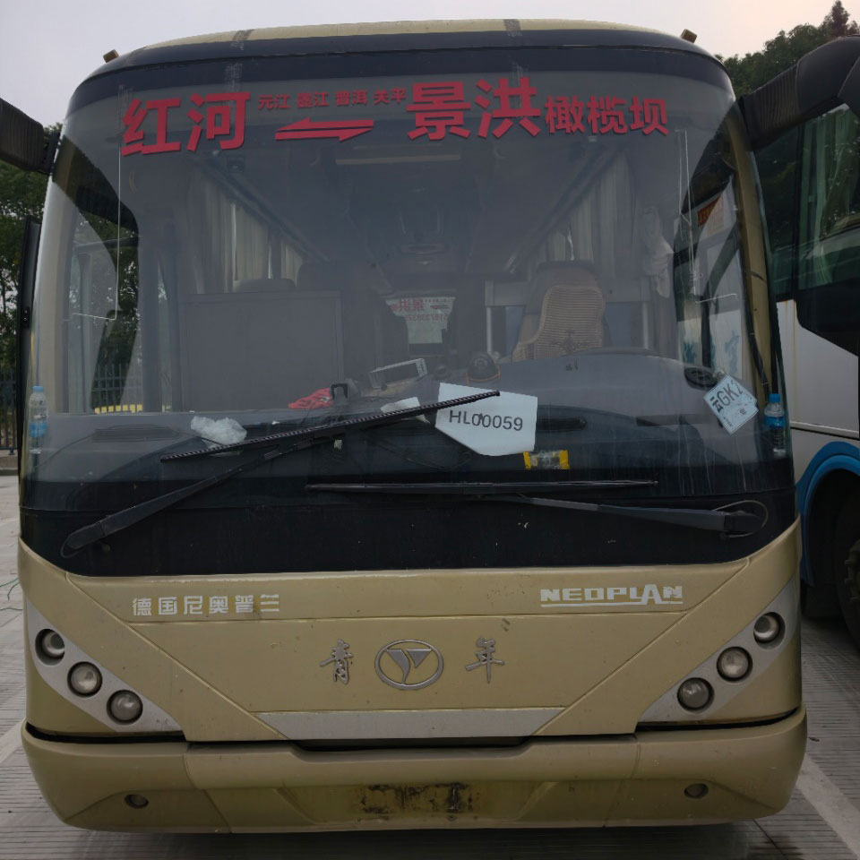Neoplan 37 орундуу дизелдик автобус