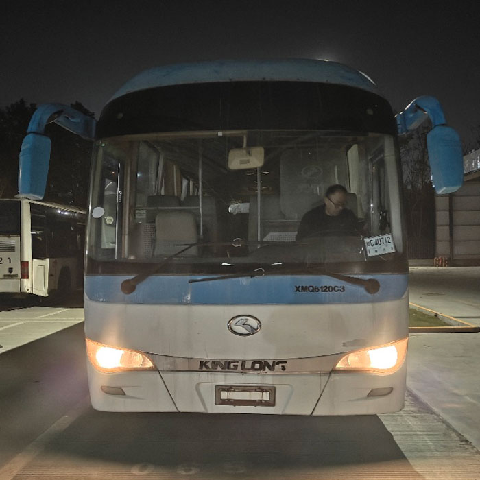 Yutong 67 орундуу дизель экинчи колу автобус
