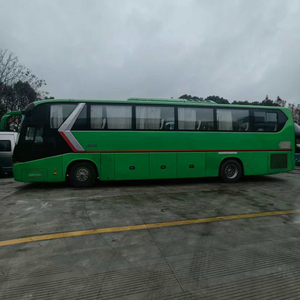 Kinglong 53 орундуу дизелдик автобус