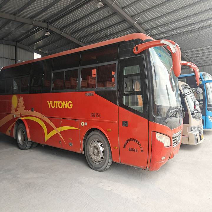 Yutong 35 орундуу дизель экинчи колу автобус