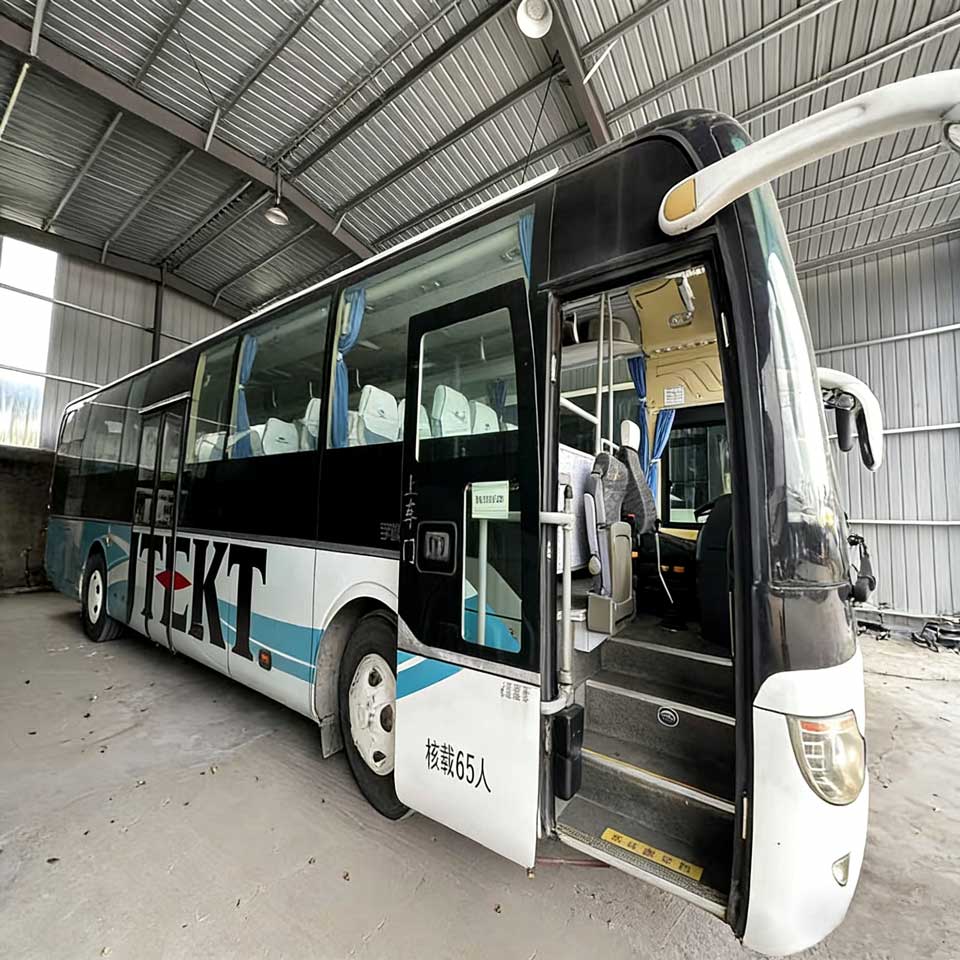 Yutong 65 орундуу дизелдик экинчи кол автобус