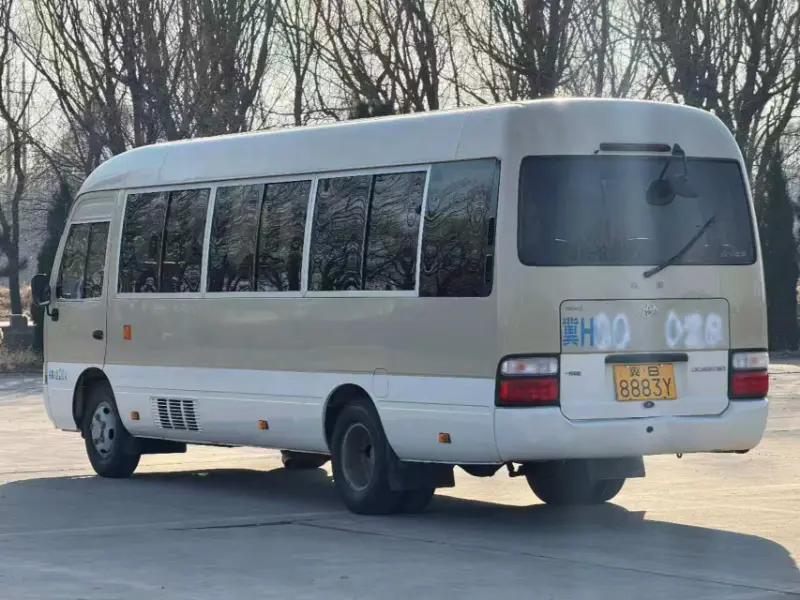 Кытай Хунлонг колдонулган жүргүнчү автобустары 45 Toyota жээктерин борборлоштурулган сатып алууну аяктады.