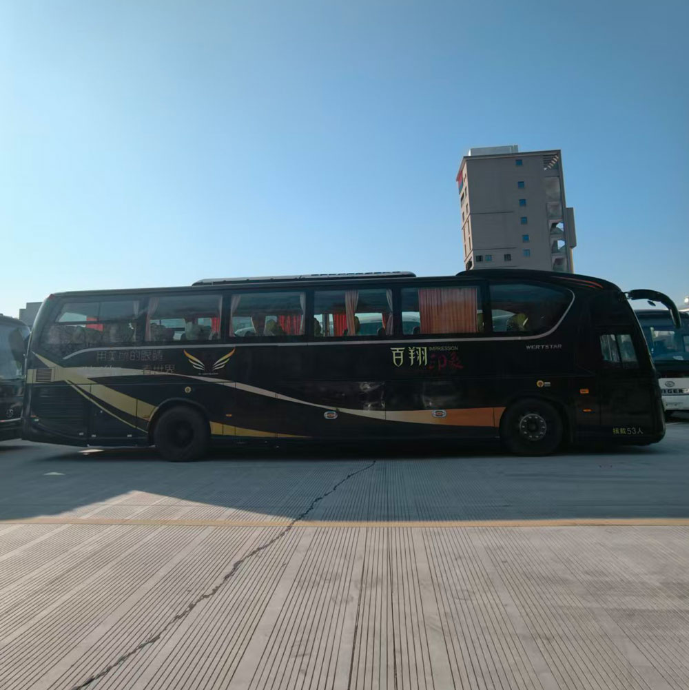 Yaxing 53 орундуу дизелдик автобус