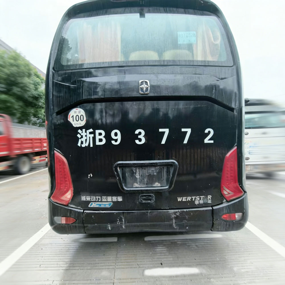 Yaxing 53 орундуу дизелдик автобус