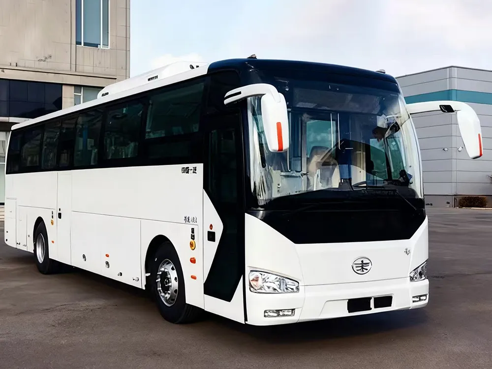 48 орундуу таза электр автобус колдонулат