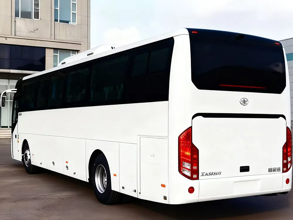 48 орундуу таза электр автобус колдонулат