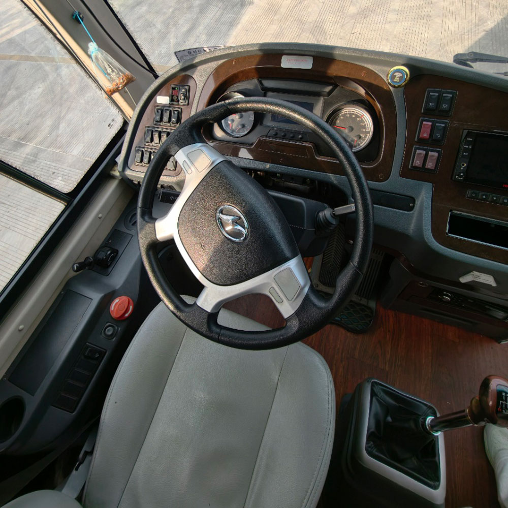 Hagrid 55 орундуу дизелдик экинчи кол автобус