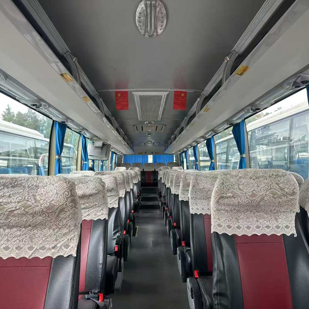 Ютунг 53 орундук экинчи кол дизель автобусу