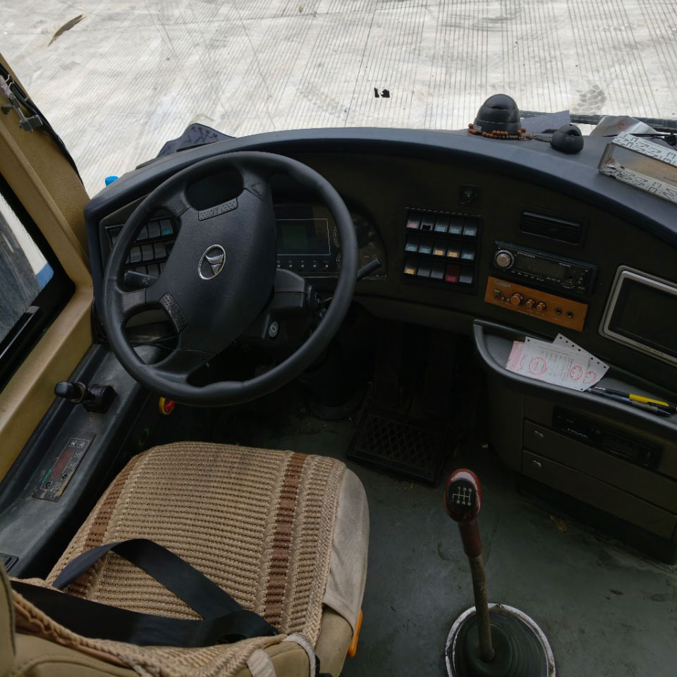 Neoplan 37 орундуу дизелдик автобус